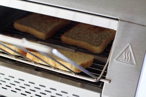 Hendi Durchlauf-Toaster doppelt Schwarz doppelt 230V 2240W