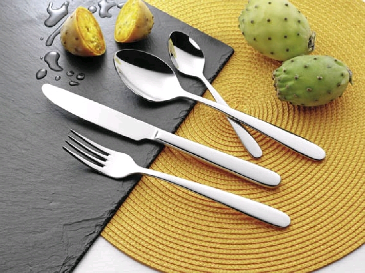 Kuchengabel TICINO, Edelstahl 18/10, poliert, Länge: 14,8 cm.