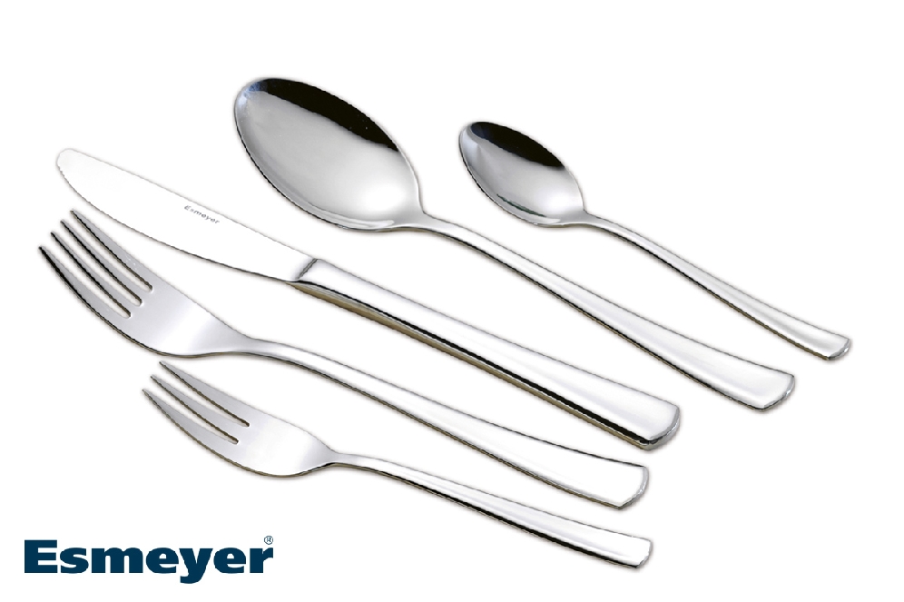 Sparset Stockholm aus Edelstahl 18/10 poliert, Messer aus Klingenstahl. Materialstärke 2.2/2.0 mm