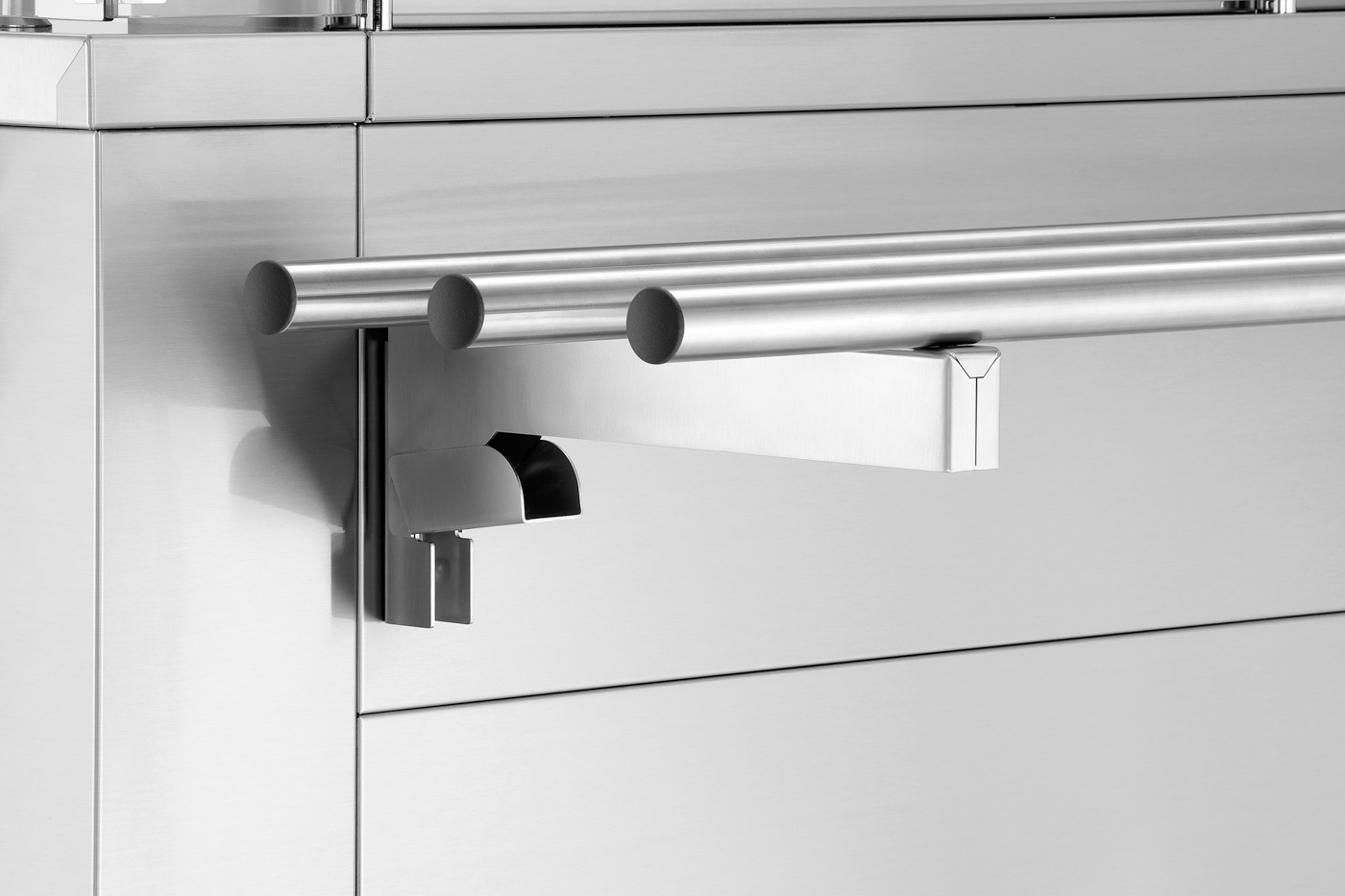 Bartscher Tablettrutsche KST3240 Plus |Inklusive: Befestigungsmaterial | Maße: 149 x34,5 x 13,0 cm. Gewicht: 4,4 kg