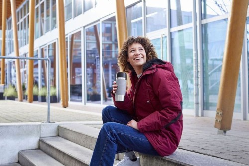 Emsa Travel Mug Thermo-/Isolierbecher, 0,36L Fassungsvermögen , 4h heiß/ 8h kalt, 100 % dicht, auslaufsicher, Grau