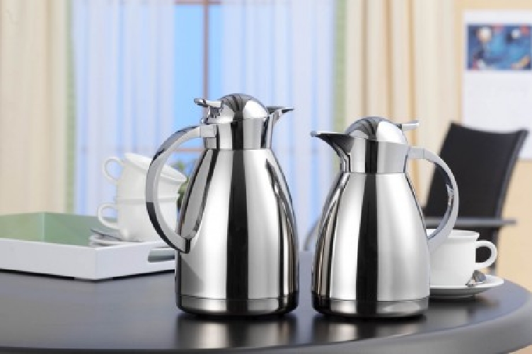 Alfi Isolierkanne ALBERGO TT, Inhalt: 1,0 Liter, Höhe: 210 mm, Mantel und Griff: Edelstahl poliert, doppelwandiger Edelstahl-Isoliereinsatz,