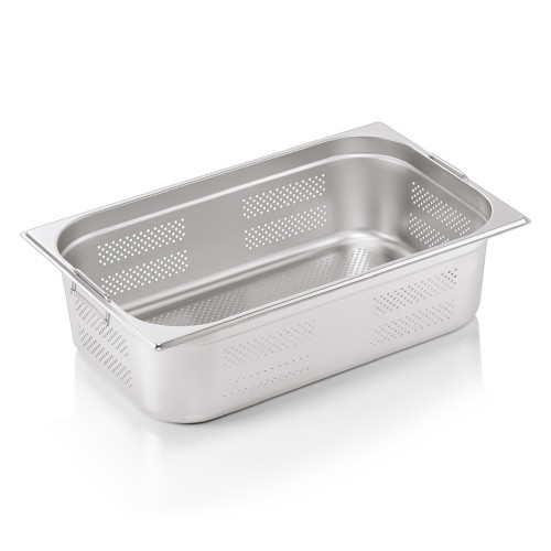 GN 1/1 Behälter, Boden- und Seitenlochung. Materialstärke 0,6 mm, mit Fallgriffen. Material: Chromnickelstahl. Serie: GN 74. Inhalt in