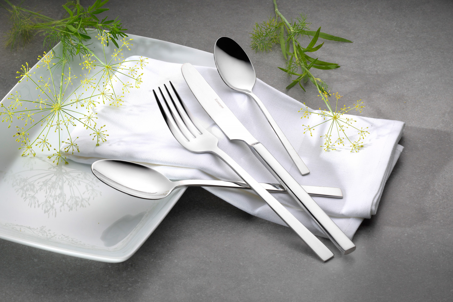 16-teiliges Besteck MELINA, Edelstahl poliert.