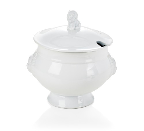 Löwenkopfterrine. mit Deckel. Porzellan.