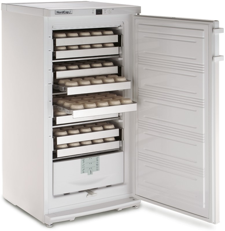Nordcap Rückstellprobenschrank RGS 208 mit 8 Edelstahlsystemblechen und 160 Probendosen mit statischer Kühlung, steckerfertig
