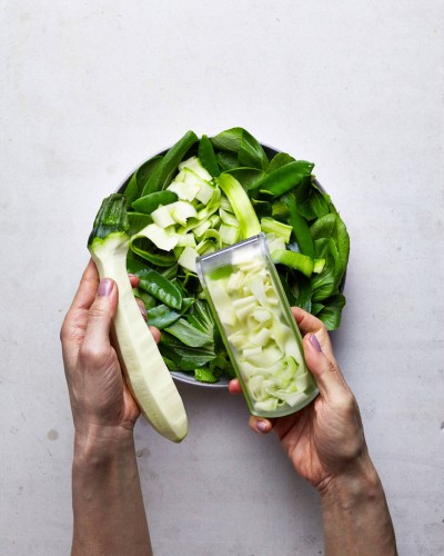 Joseph Joseph PeelStore Schäler mit integrierter Abfallschale