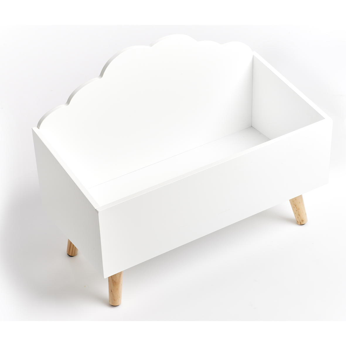 Kinder-Truhe, MDF; Gummibaum, 58x28x45 cm. Farbe: weiß. Wolkige Aussichten! Diese schöne Aufbewahrungstruhe bietet den