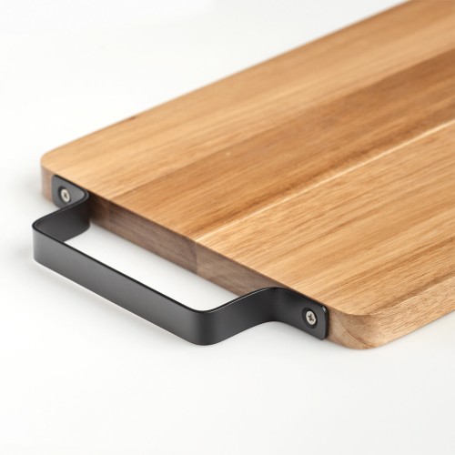 Schneide-/Servierbrett m. Metallgriff, Akazie. Länge: 280 mm. Breite: 200 mm. Höhe: 15 mm