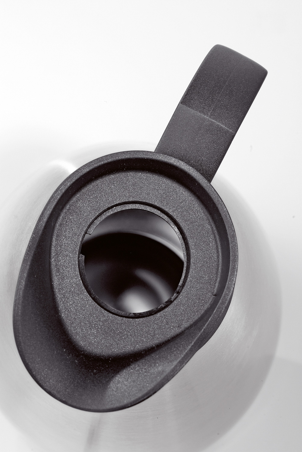 Isolierkanne THERMOART, Inhalt: 1,5 Liter, Höhe: 280 mm, Einhandbedienung, doppelwandiger, mattierter Edelstahl,