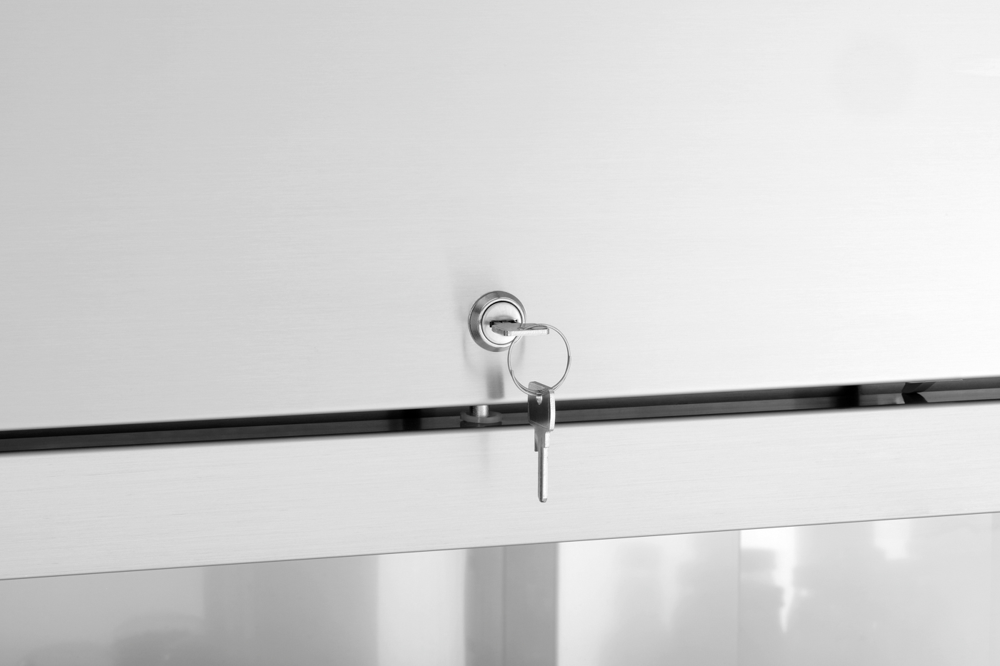 Bartscher Glastürenkühlschrank 1400 GN210 |Innenbeleuchtung: Ja | Maße: 132 x 86 x 204,0 cm.Gewicht: 166,5 kg