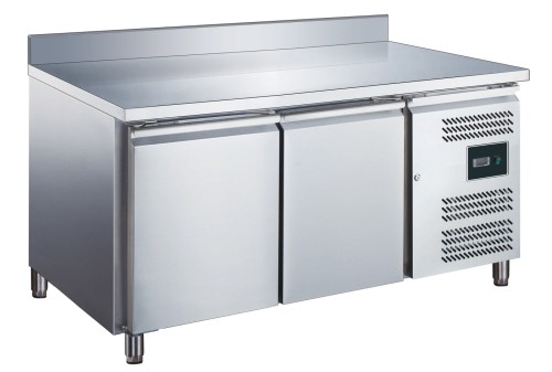 SARO Kühltisch mit 2 Türen und Aufkantung, Modell EGN 2200 TN - Material: (Gehäuse und Innenraum) Edelstahl; (Arbeitsfläche) Edelstahl -