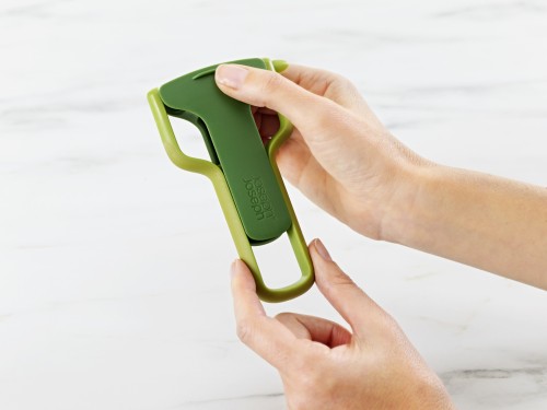 Joseph Joseph SafeStore Gerader Schäler mit Klingenschutz