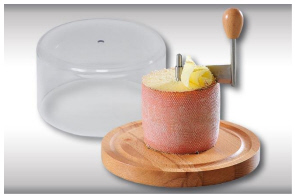Käsehobel mit Frischhaltehaube, für "Tete de moine" Käse, aus zertifiziertem Bambus