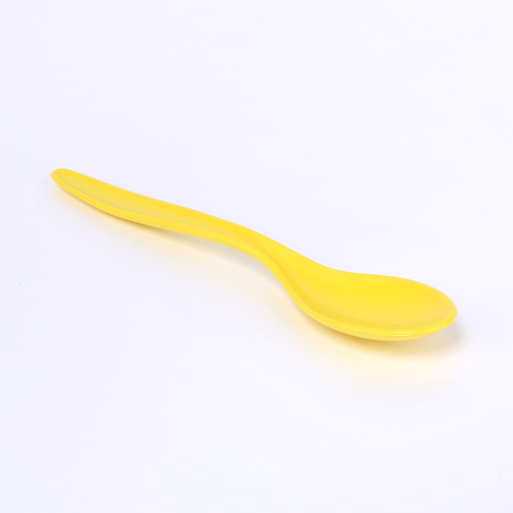 vaLon Zephyr Löffel 15,5 cm aus schadstofffreiem Kunststoff in der Farbe sonnengelb. Inhalt: 6 Stück.