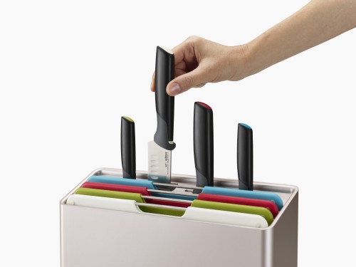 Joseph Joseph Folio Plus 8-teiliges Messer-und-Schneidebrett-Set