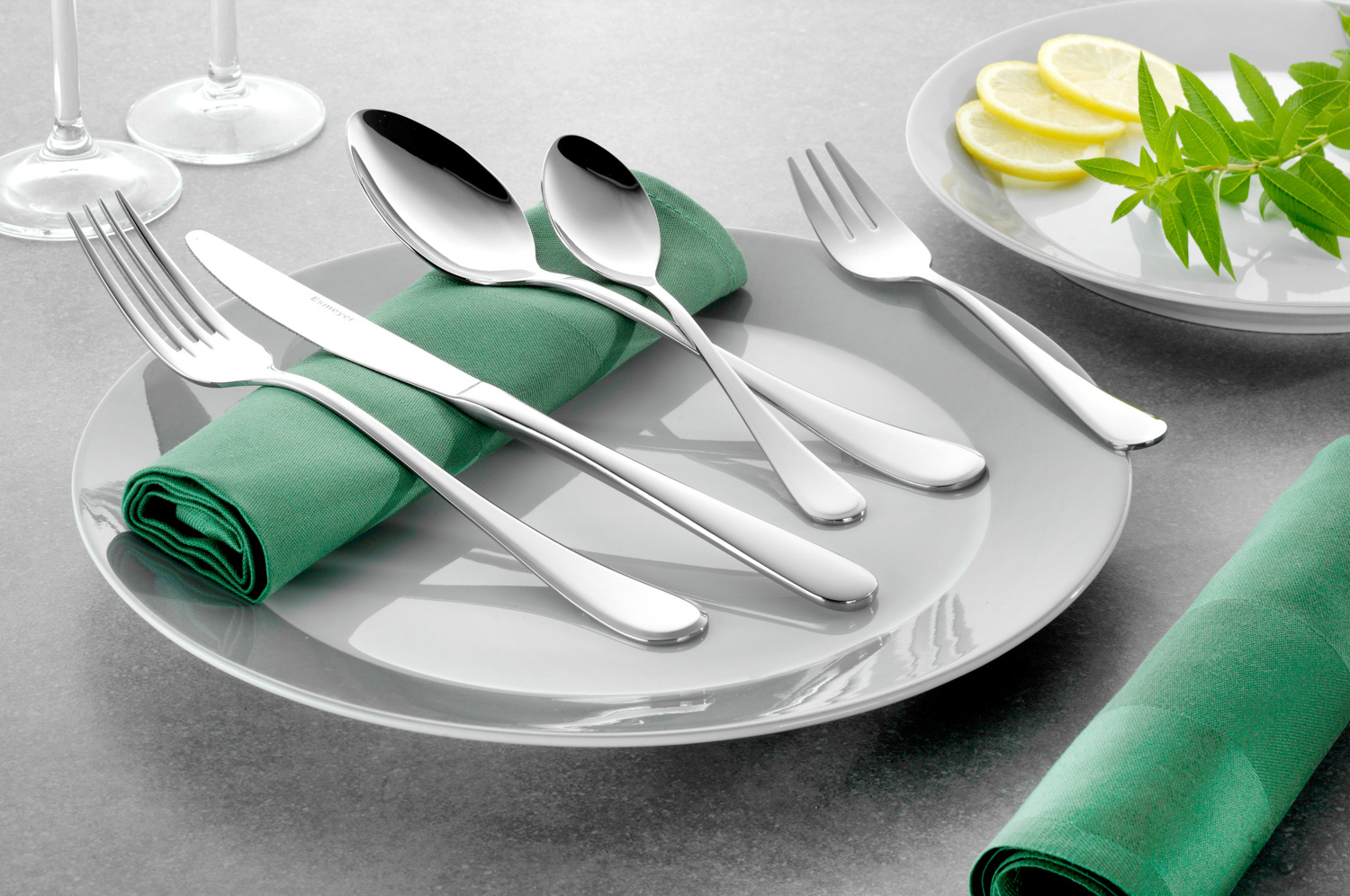 24-teiliges Besteck CELINE aus hochwertigem Edelstahl 18/10, poliert Messer aus Klingenstahl Sparset für 6 Personen!