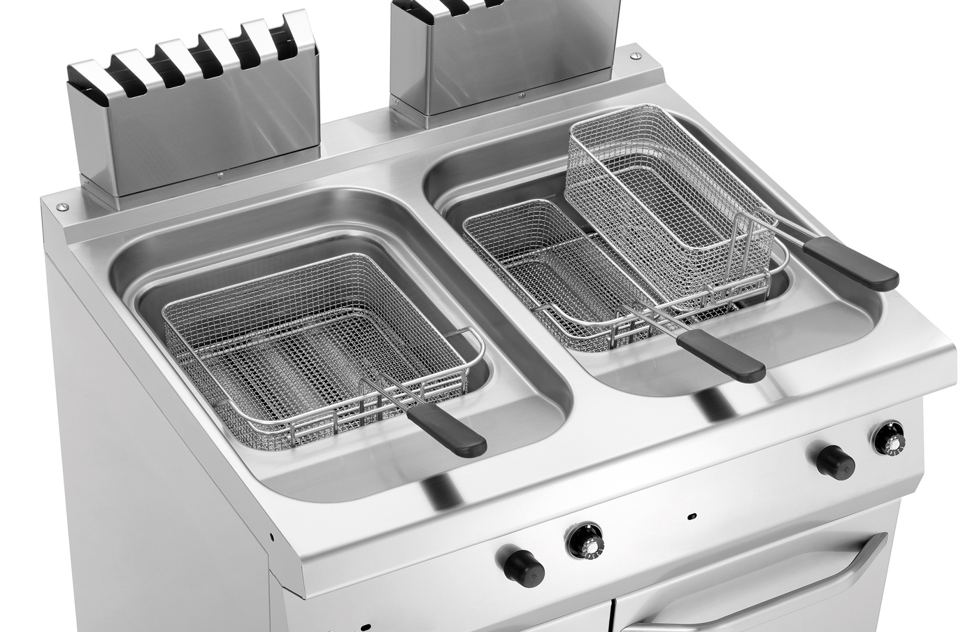 Bartscher Fritteuse Gas, 700, B800, 2x15L |Eigenschaften: Becken mit großer Kaltzone | Maße:80 x 70 x 85,0 cm. Gewicht: 92 kg
