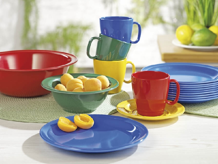 WACA Tasse BISTRO / COLORA in rot, aus faserverstärktem PBT. Inhalt: 0,23 l. Höhe: 79 mm, Durchmesser: 81 mm.