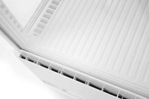 Aufsatz Kühlvitrine 68 Liter, Gehäuse aus beschichtetem Edelstahl mit Doppelverglasung. Mit selbstschließender Tür!