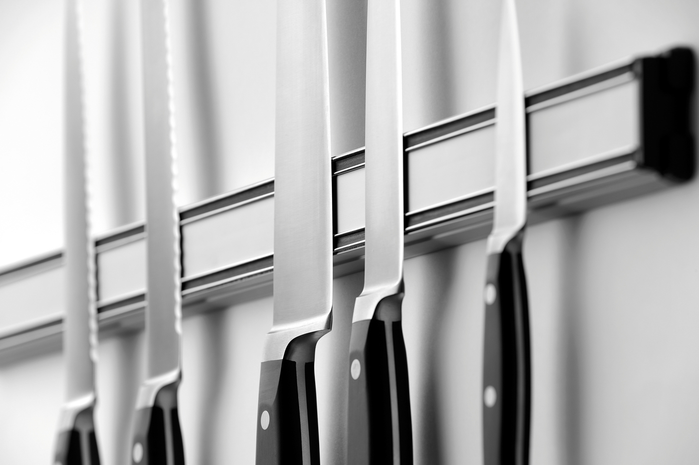 Bartscher Magnetleiste 615AL | LängeMagnetstreifen: 610 mm | Maße: 62 x 4,5 x 2,0 cm.Gewicht: 0,52 kg