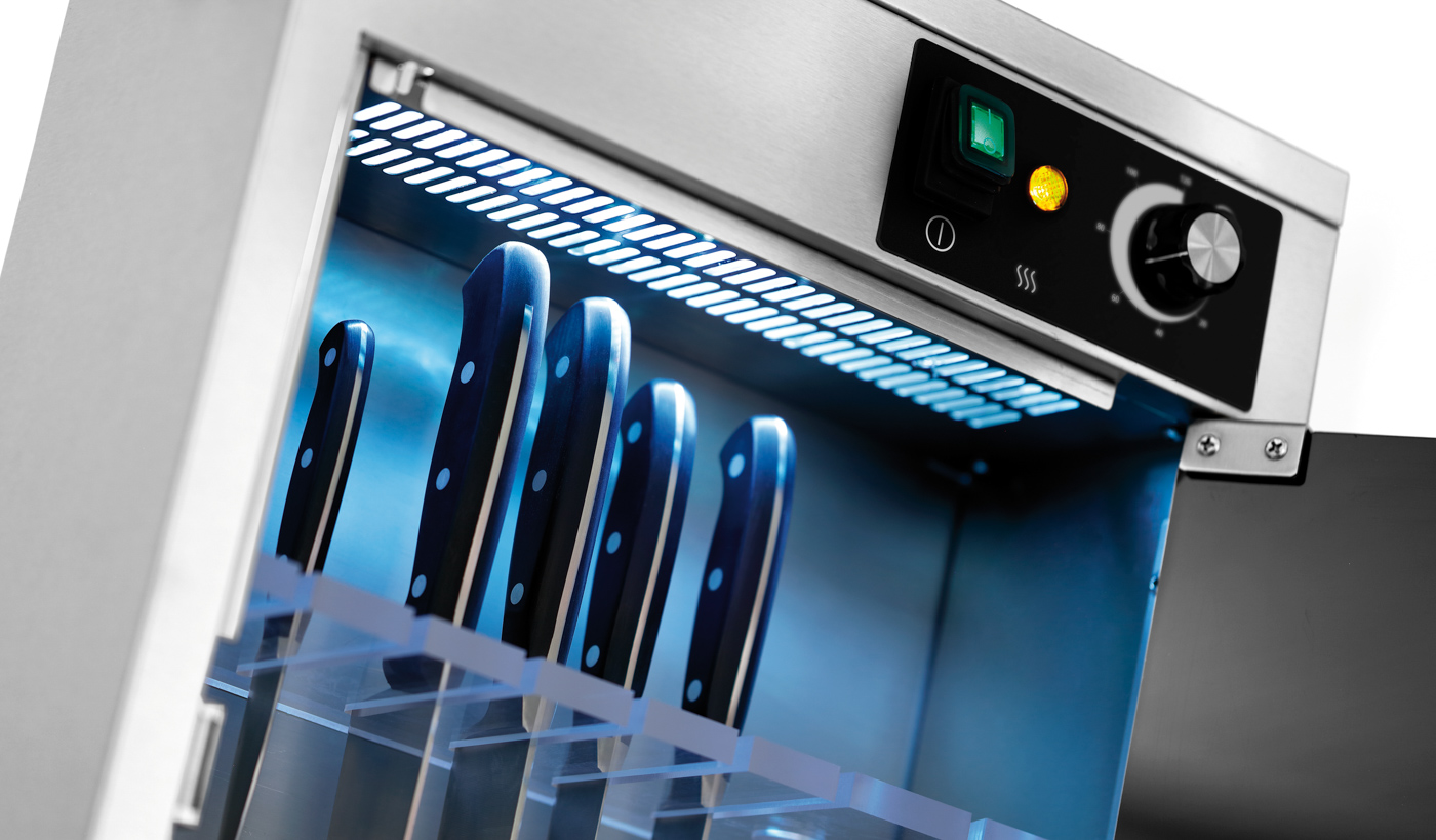 Bartscher Messersterilisator 9-330 | Kapazität: 9Messer | Maße: 42 x 17,5 x 61,0 cm. Gewicht: 8,9 kg