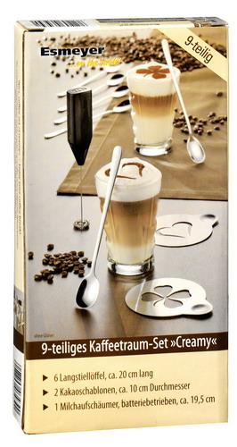9-teiliges Kaffeeset CREAMY, bestehend aus: 6 Langstiel-Löffeln, 2 Schablonen (Edelstahl) und 1 Milchaufschäumer.