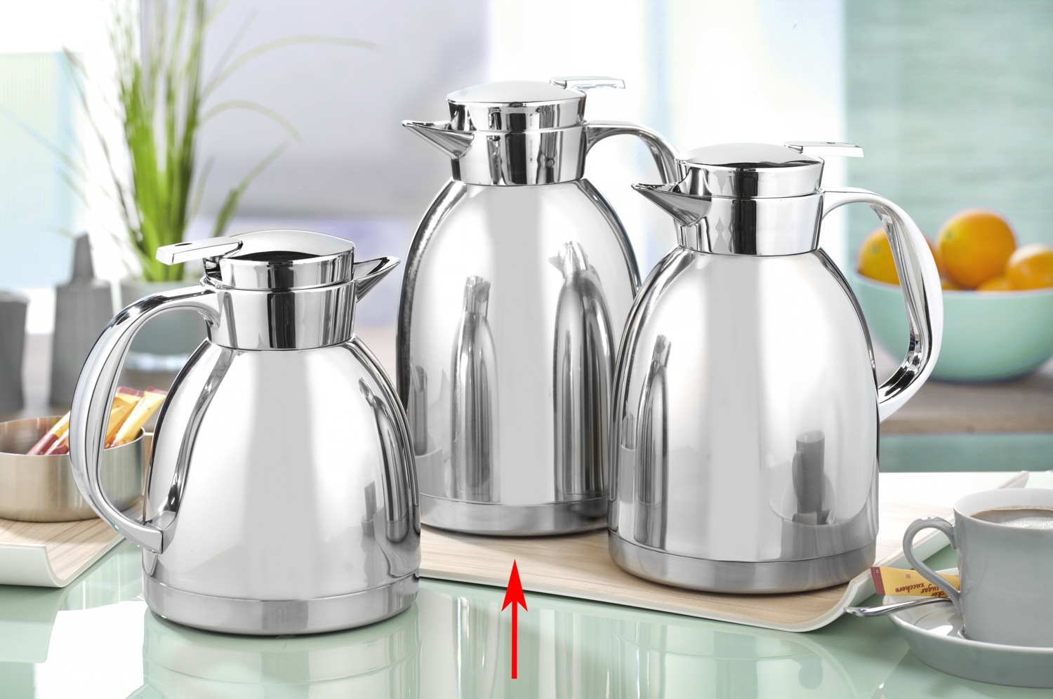 Isolierkanne MAESTRO, Inhalt: 1,8 Liter, Höhe: 245 mm, aus doppelwandigem Edelstahlt 18/8, mit Edelstahleinsatz, Einhandbedienung,