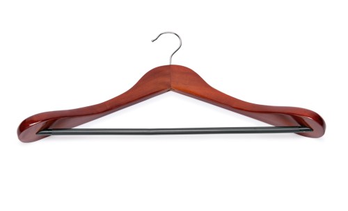 Garderobenbügel. Holz. mit rutschfestem Steg und breiten Schultern. Maße: 42 x 5,8 x 24 LxBxH.