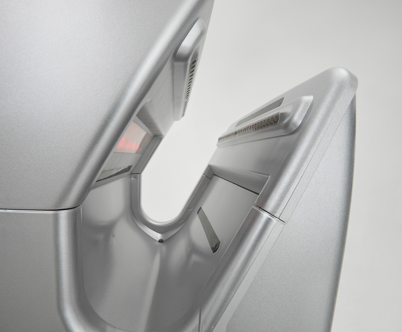 Bartscher Händetrockner Jet 1800 | Anschlusswert:1,8 kW | Maße: 29,5 x 24 x 65,0 cm. Gewicht: 10,2kg