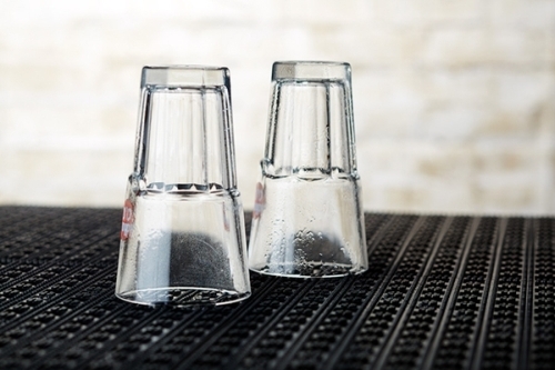 Abtropfmatte 33 x 33 cm Polypropylen, schwarz spülmaschinengeeignet Farbe: Schwarz