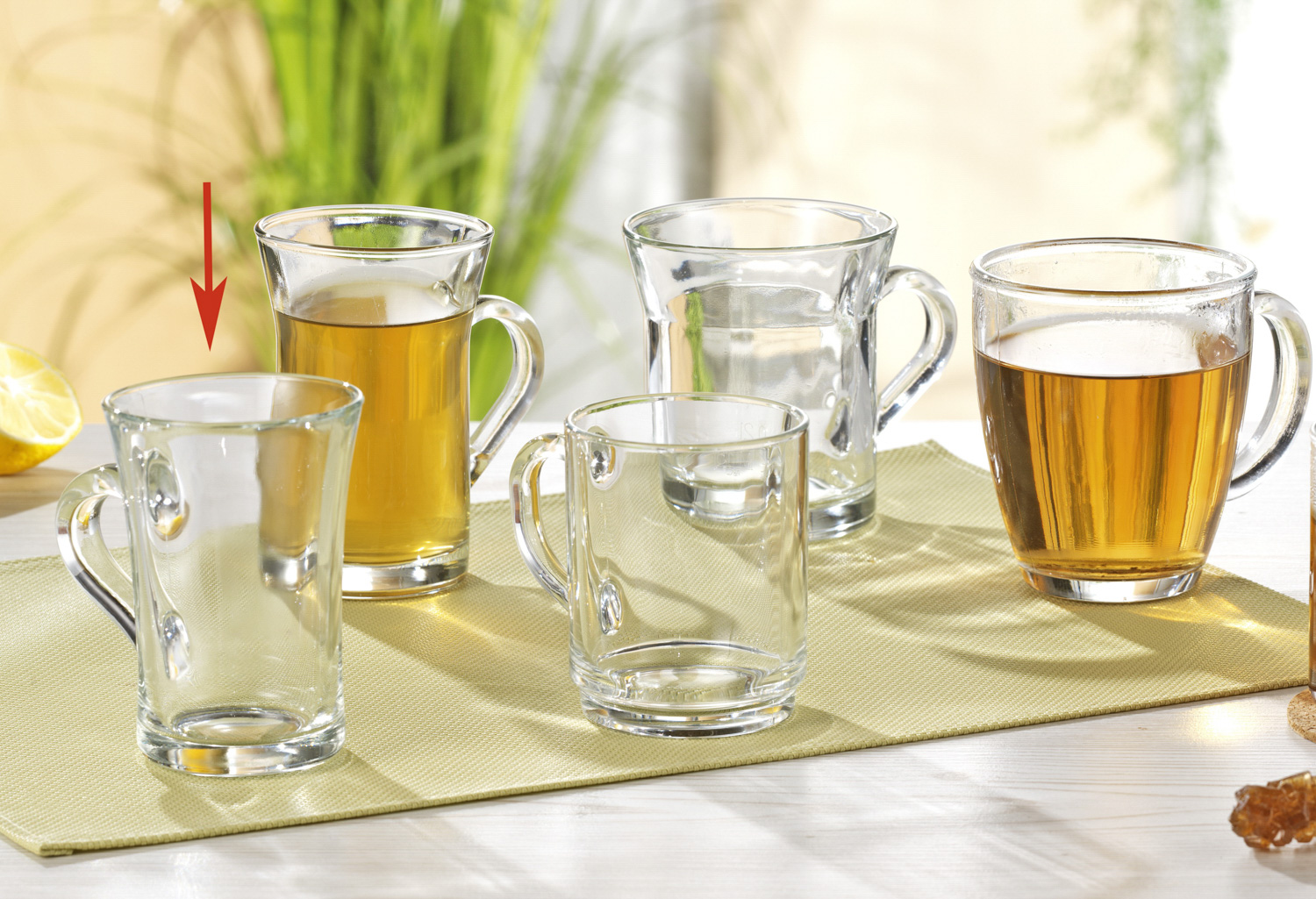 Henkelbecher AMOS, Inhalt: 0,23 Liter, Höhe: 105 mm, Durchmesser: 76 mm.