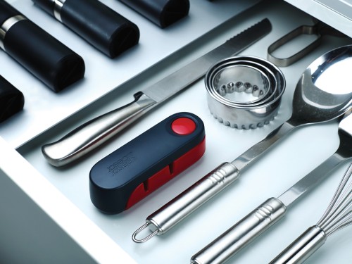 Joseph Joseph Rota - klappbarere Messerschärfer - grau/rot