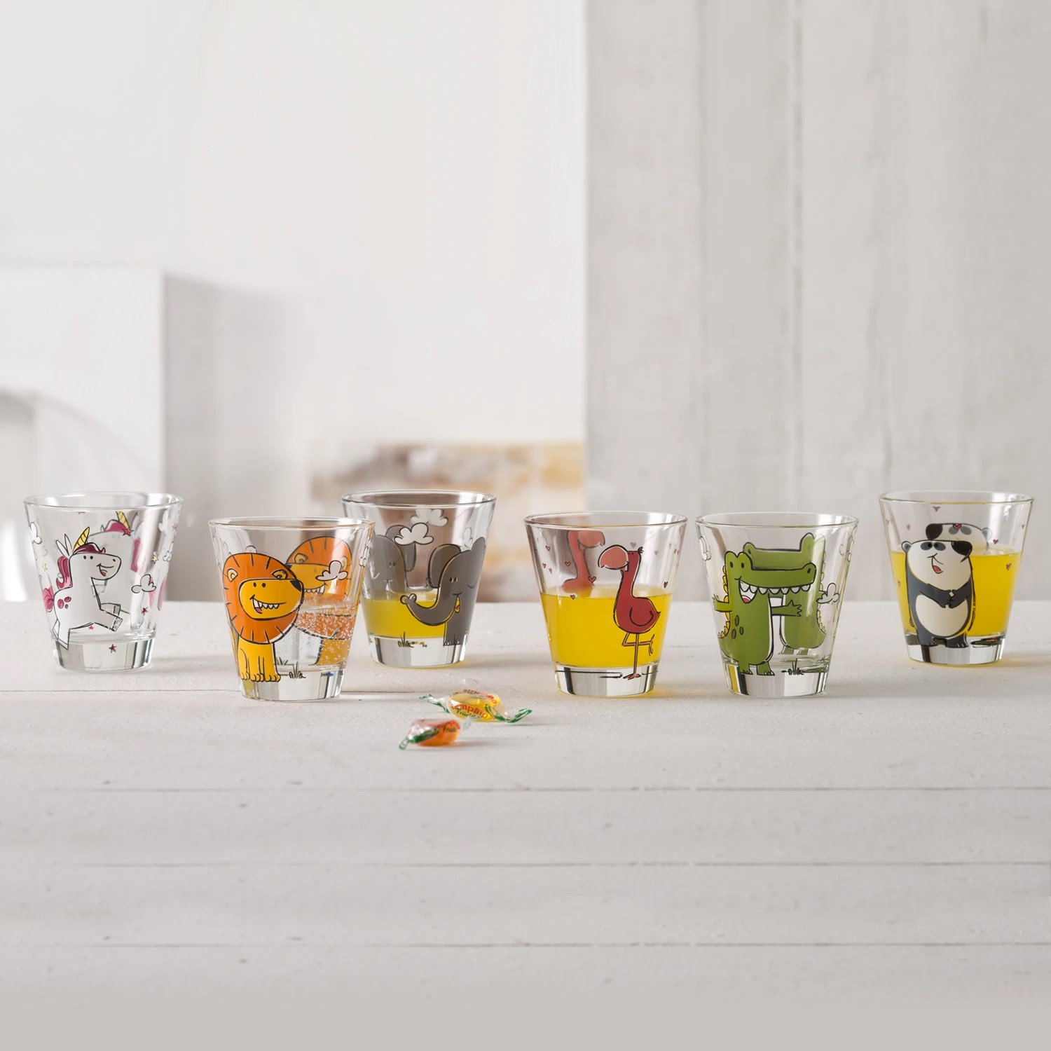 Leonardo Bambini Kinderbecher 215ml Motiv: Elefant, 120 ml Nutzinhalt Durchmesser 85mm, Höhe 90mm