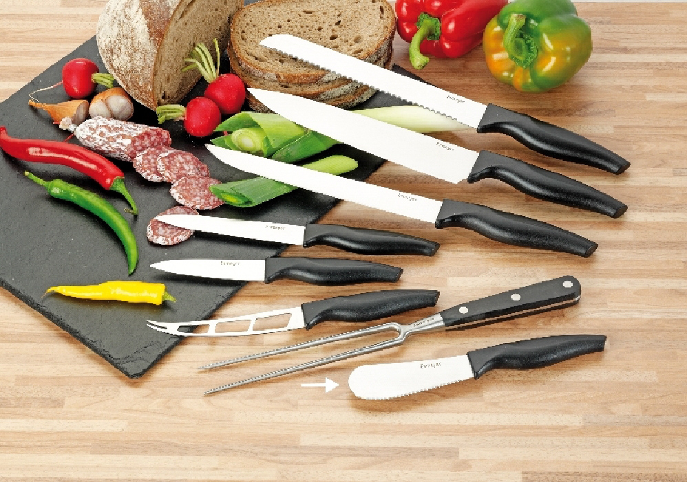 Brötchenmesser MOON Klinge aus Spezialstahl, schwarzer PP-Kunststoff-Griff, Klingenstärke: 1.5 mm, an Hängekarte