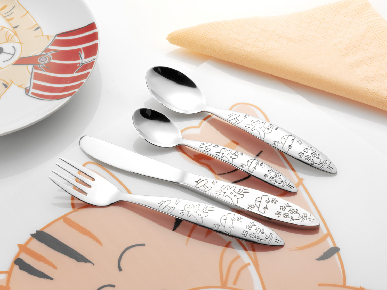 4-tlg. Kinderbesteck BELLA aus Edelstahl 18/0 poliert. ** für Kinder ab ca. 4 Jahren empfohlen **