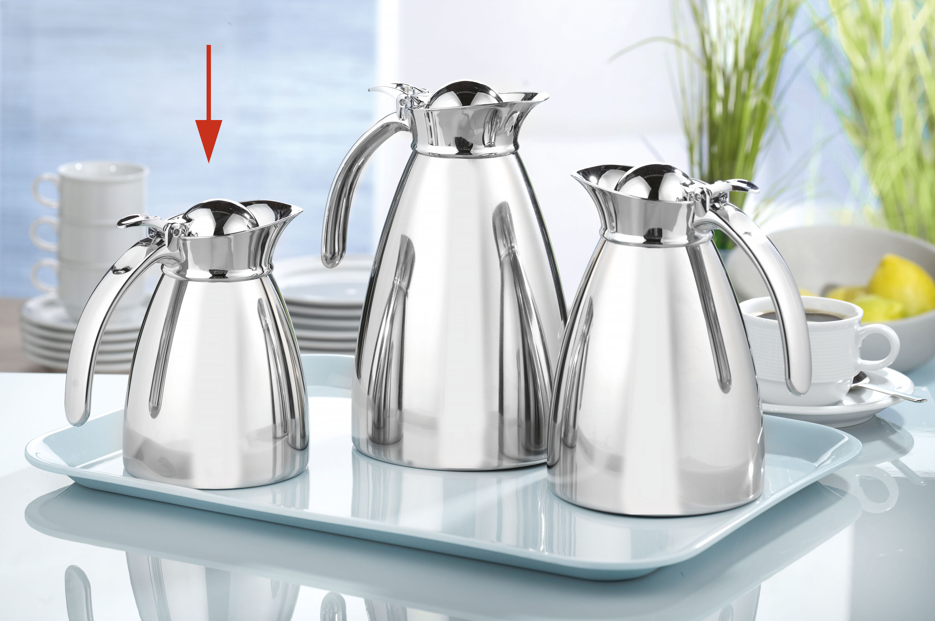 Isolierkanne EMPIRE, Inhalt: 0,6 Liter, Höhe: 148 mm, aus Edelstahl 18/10, doppelwandig, unzerbrechlich, spülmaschinengeeignet.