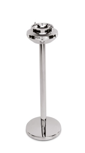 Druck-Standascher. verchromt. Aschenbecher mit Klappmechanismus. Durchmesser oben 14,5 cm.