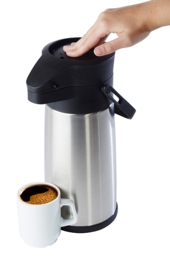 Pump-Isolierkanne -BUDGET- Ø 13,5 cm, H: 32,5 cm Edelstahl, Polypropylen mattiert, doppelwandig Tragegriff, Dreh-Pumpknopf. Inhalt: 2,2 Liter