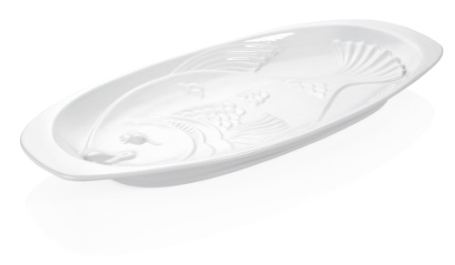 Fischplatte. Porzellan. mit Fischrelief. Maße: 58 x 26 cm.