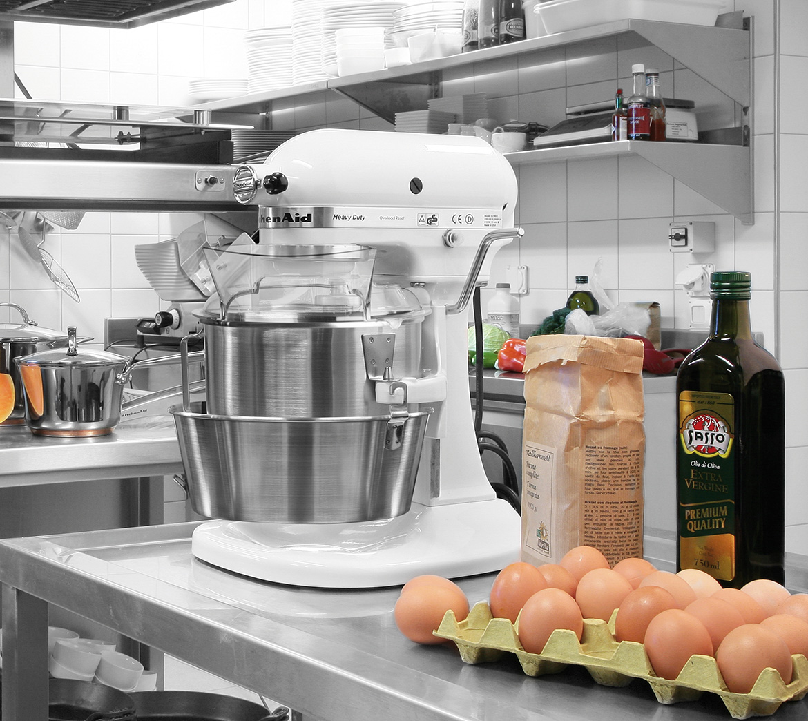 Bartscher KitchenAid 5KPM5EWH, weiß, 4,83L | Sicherheitsschalter: Nein | Maße: 26,4 x 33,8 x 411 cm. Gewicht: 13,4 kg