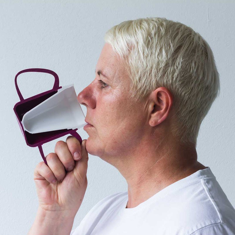 Ornamin Becher mit Trink-Trick 815 grün/weiss 140ml - 2 Henkel