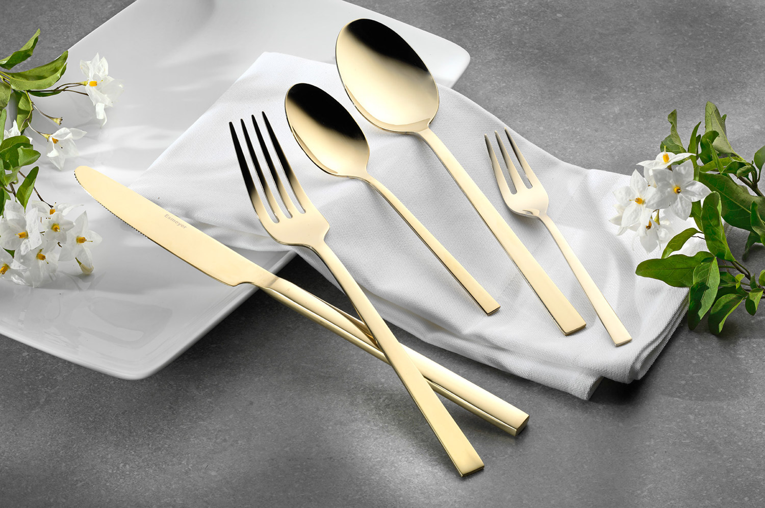 30-teiliges Besteck MELINA, Edelstahl, mit PVD-Beschichtung in champagner,