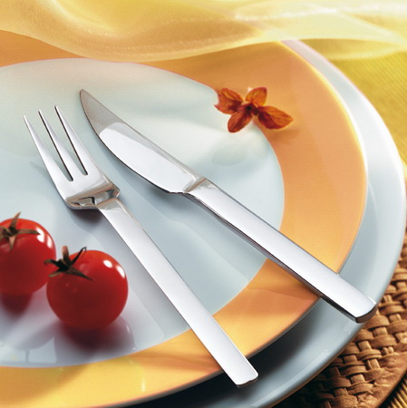 12-teiliges Pizza-/Steakbesteck CHICAGO aus hochwertigem Edelstahl 18/8, poliert. Messer aus Klingenstahl. Materialstärke: 2.2 mm.