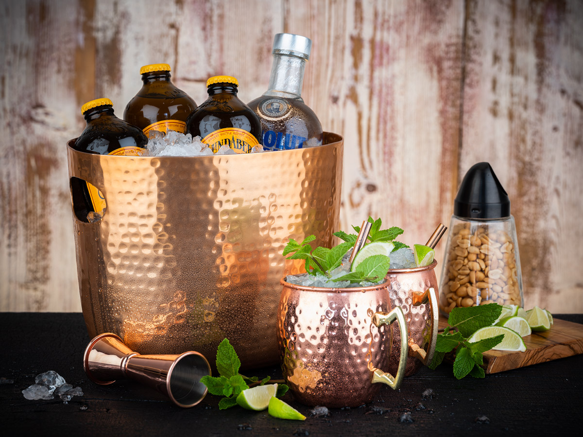 Wein- / Sektkühler, 25,5 x 19 cm, H: 20 cm, Aluminium, Kupfer-Look, gehämmerte Oberfäche, mit 2 seitlichen Eingriffen, 3,9 Liter