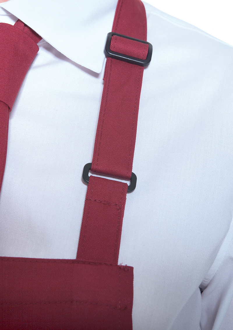 Latzschürze Basic mit Schnalle, Farbe: rot, Maße: 75 x 90 cm, Material: 65% Polyester, 35% Baumwolle