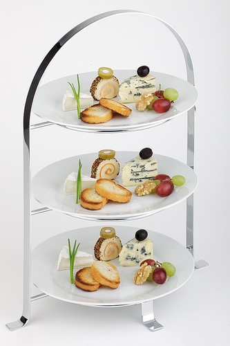 Serviergestell 33 x 24 cm, H: 43 cm Metall hartverchromt für 3 Teller max. Ø 27 cm innerer Ring Ø 18 cm