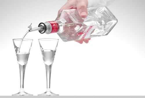 Free-Flow Ausgießer mit Flip-Top