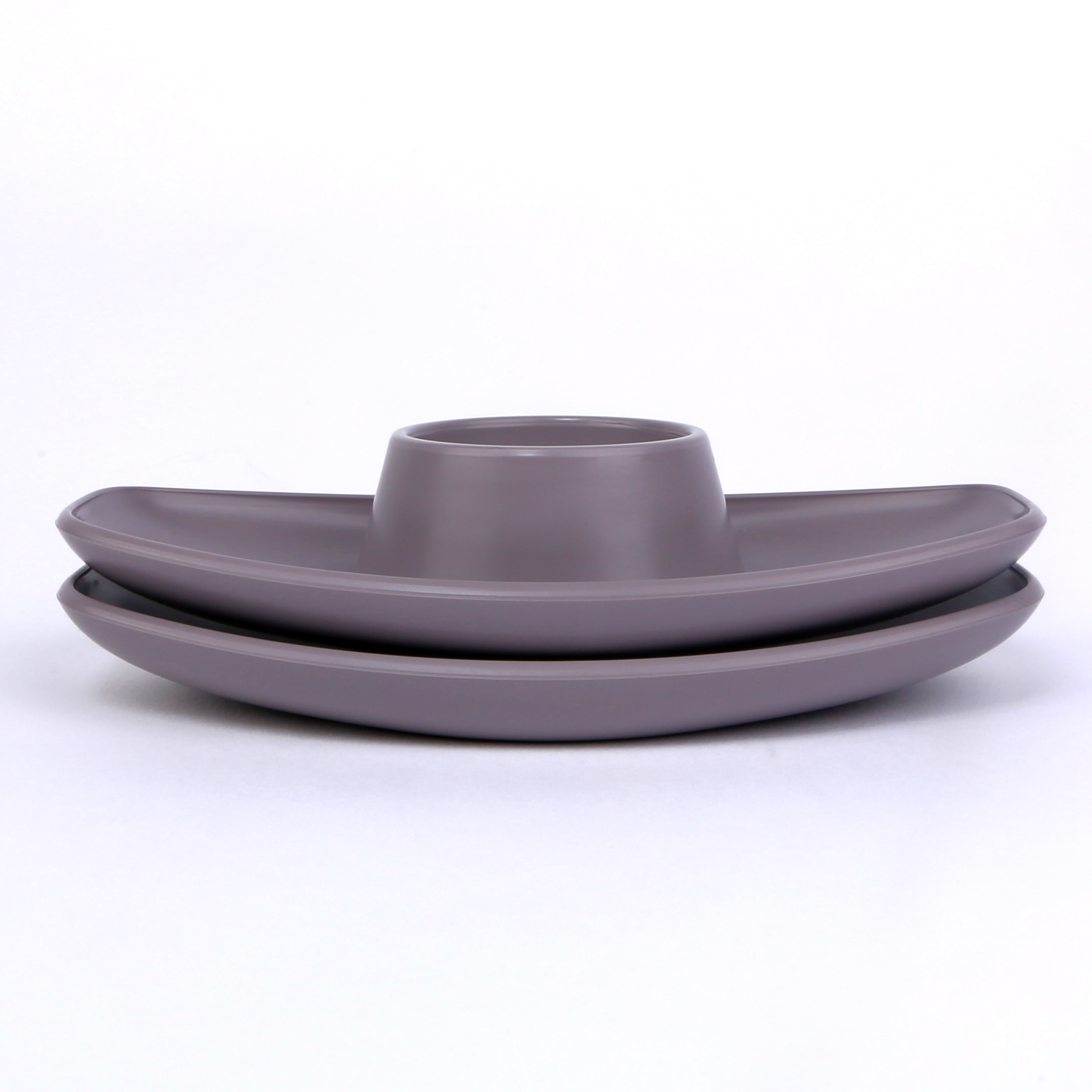 vaLon Zephyr Eierbecher aus schadstofffreiem Kunststoff in der Farbe braun.