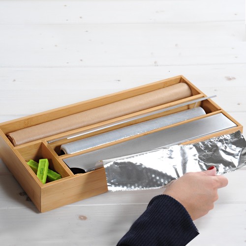 Kesper Folienspender mit 4 Fächern, aus FSC- zertifiziertem Bambus. Maß: 42 x 19 x 5,4 cm